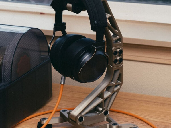 Suporte para fones de ouvido impresso em 3D