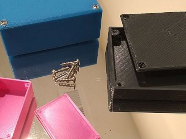 Caixa para projetos eletrônicos impressa em 3D